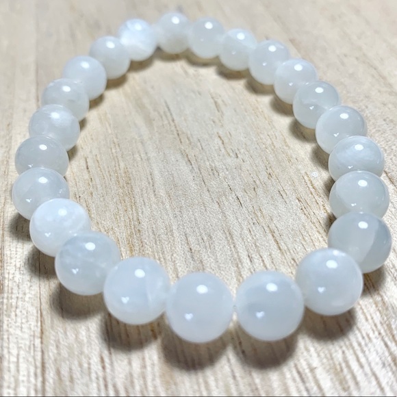 8mm Moonstone Chakra Stretch Bead Bracelet - Picture 9 of 10